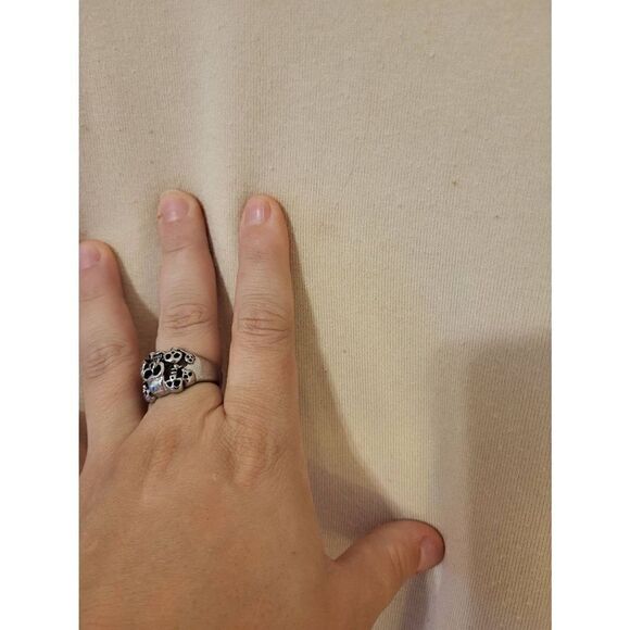 Umgee cream colored tunic with crochet sleeves - Picture 2 of 7